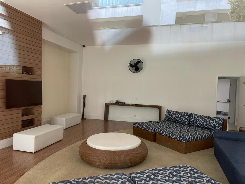 Lindo Apartamento A 50 Metros Da Praia Гуаружа Экстерьер фото