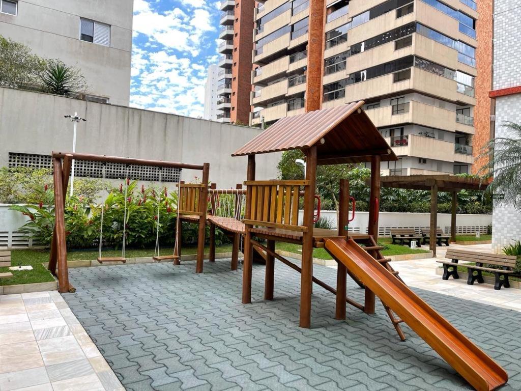 Lindo Apartamento A 50 Metros Da Praia Гуаружа Экстерьер фото