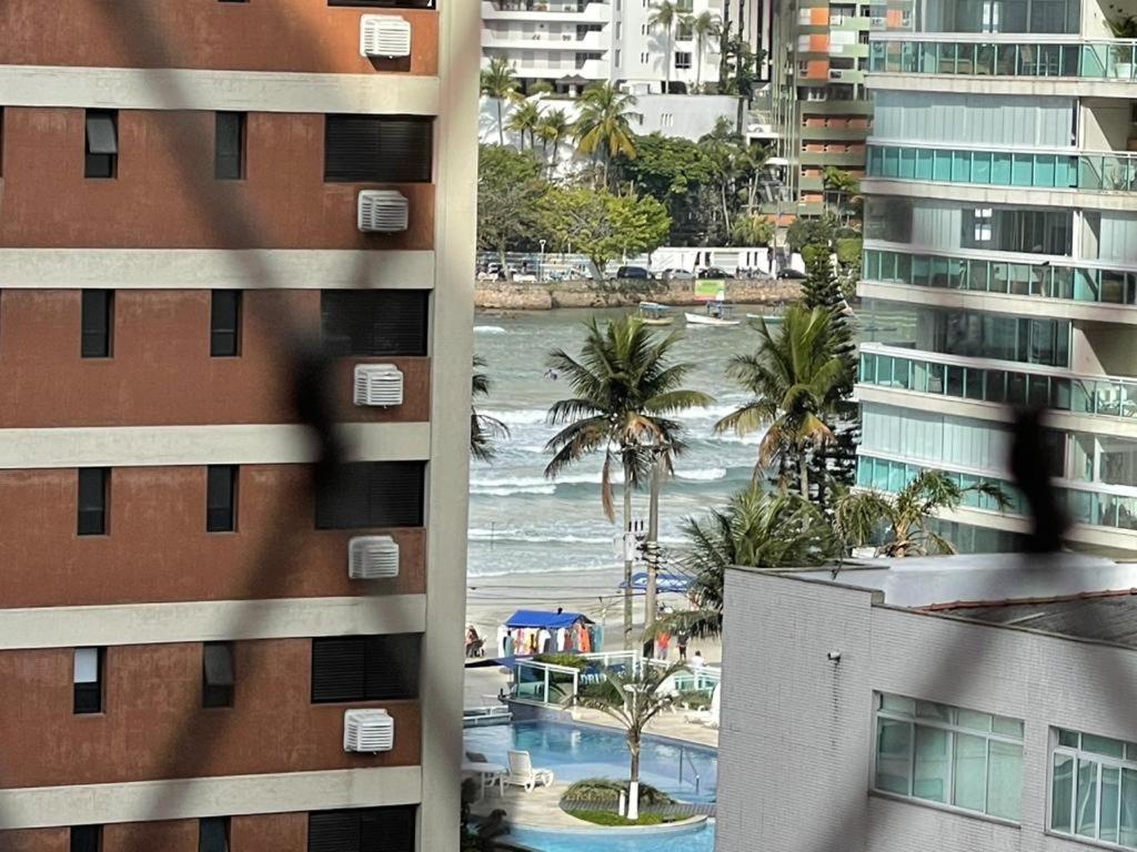 Lindo Apartamento A 50 Metros Da Praia Гуаружа Экстерьер фото