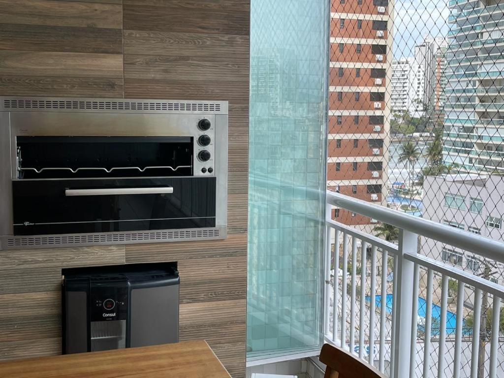Lindo Apartamento A 50 Metros Da Praia Гуаружа Экстерьер фото
